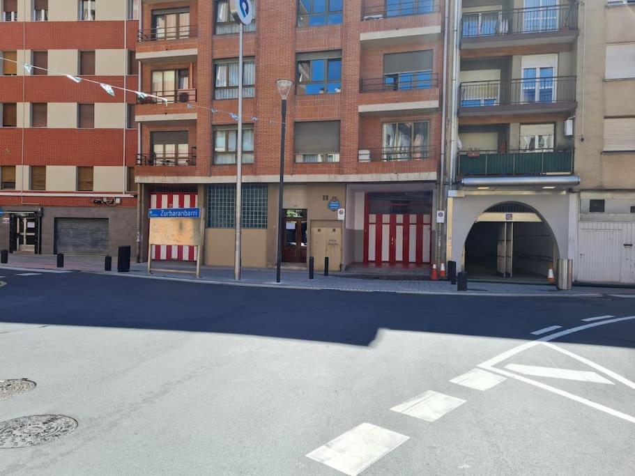 La Casita Verde. Metro Cerca Del Casco Viejo Bilbao Zewnętrze zdjęcie