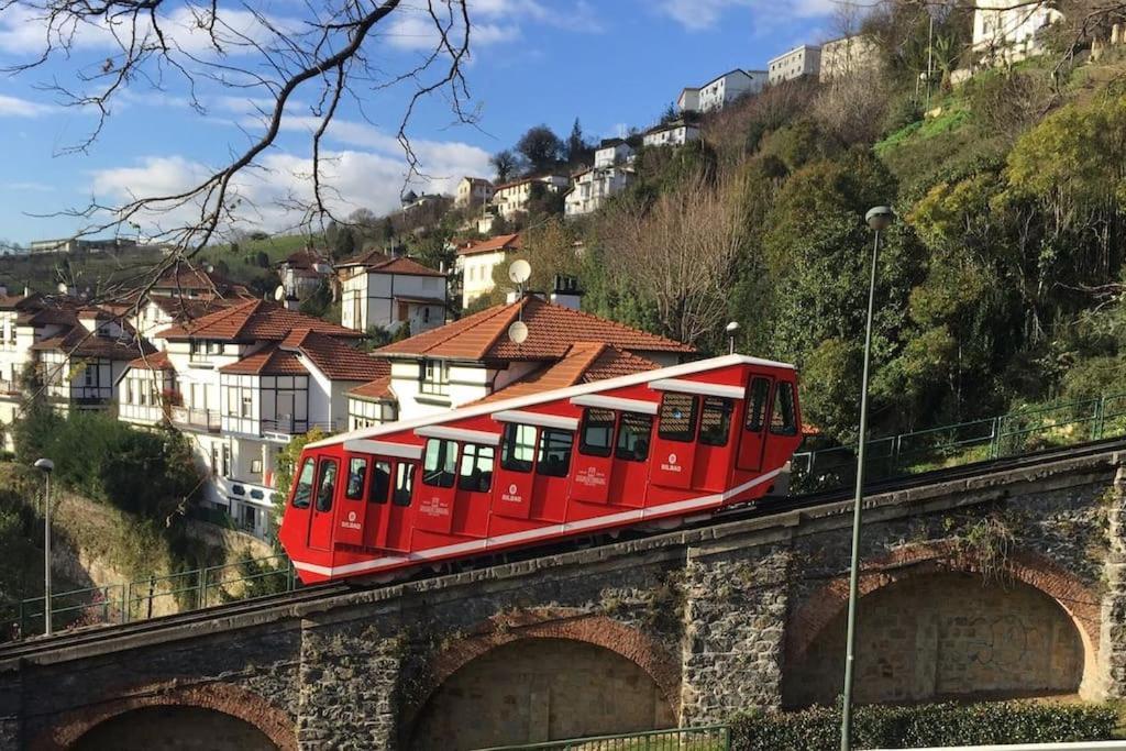 La Casita Verde. Metro Cerca Del Casco Viejo Bilbao Zewnętrze zdjęcie