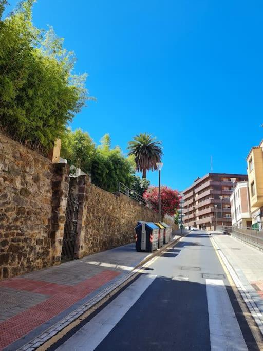 La Casita Verde. Metro Cerca Del Casco Viejo Bilbao Zewnętrze zdjęcie