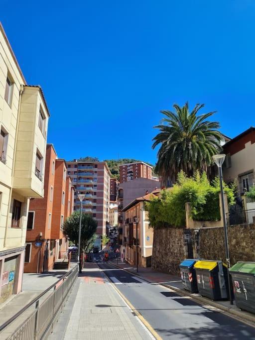 La Casita Verde. Metro Cerca Del Casco Viejo Bilbao Zewnętrze zdjęcie